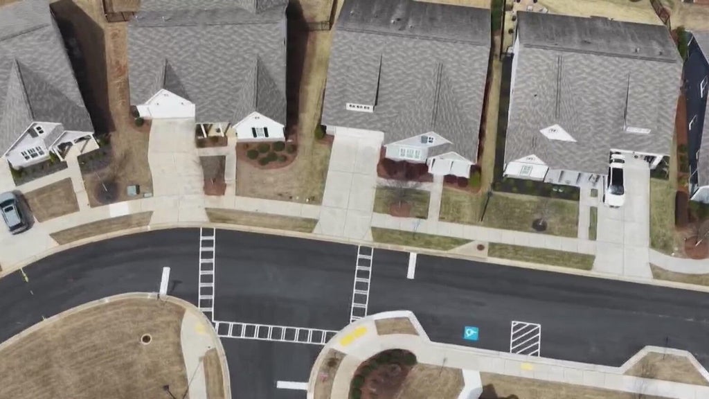 Atlanta renter reports persistent flooding in corporate-owned home — Roswell Community news