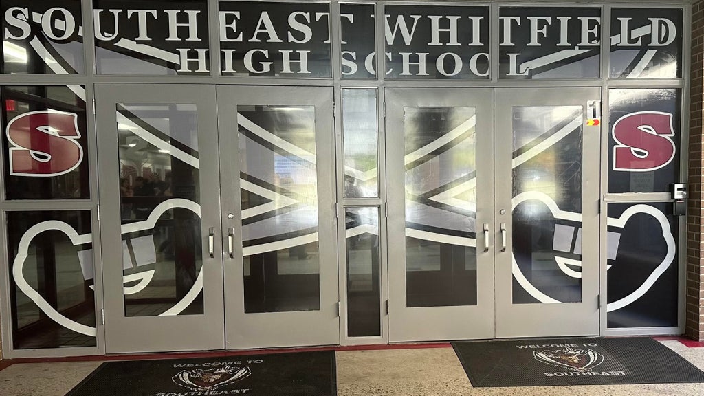 Georgia high school senior arrested for bringing handgun, ammo onto campus, deputies say — Roswell Schools news